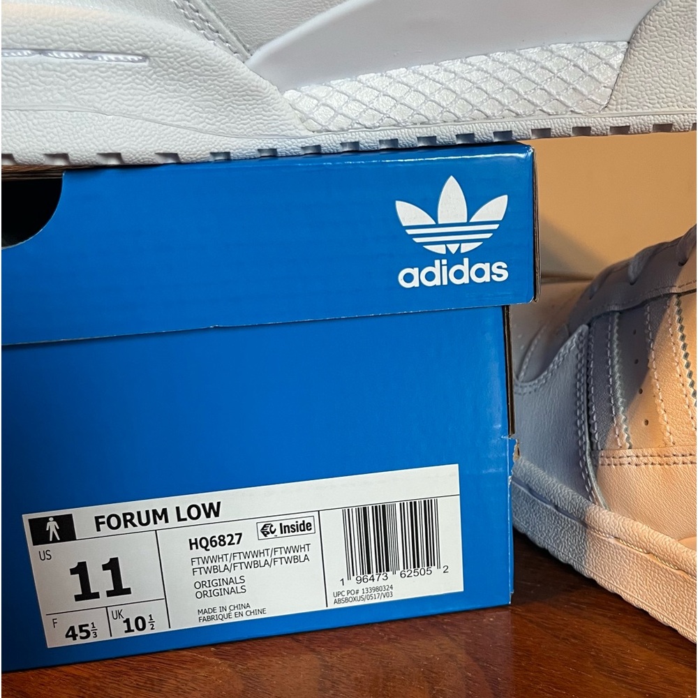 ADIDAS Forum Low Trainers - Picture 9 of 11
